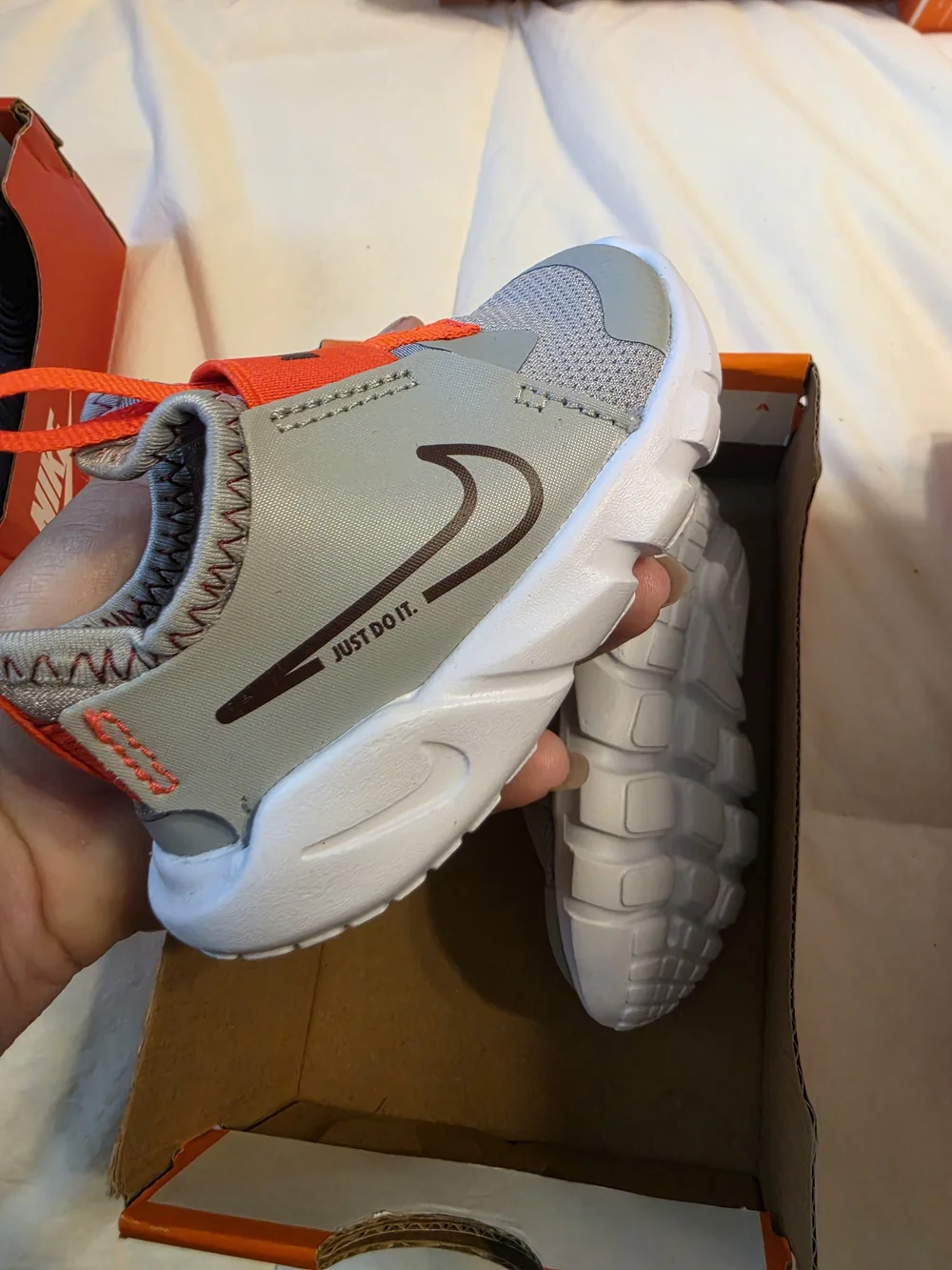 Nike easy slip